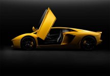 Lamborghini Aventador Matte Yellow Side Open.jpg