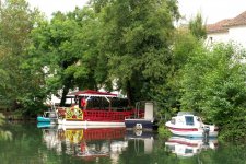 Boats at St-Simeux LSF.jpg